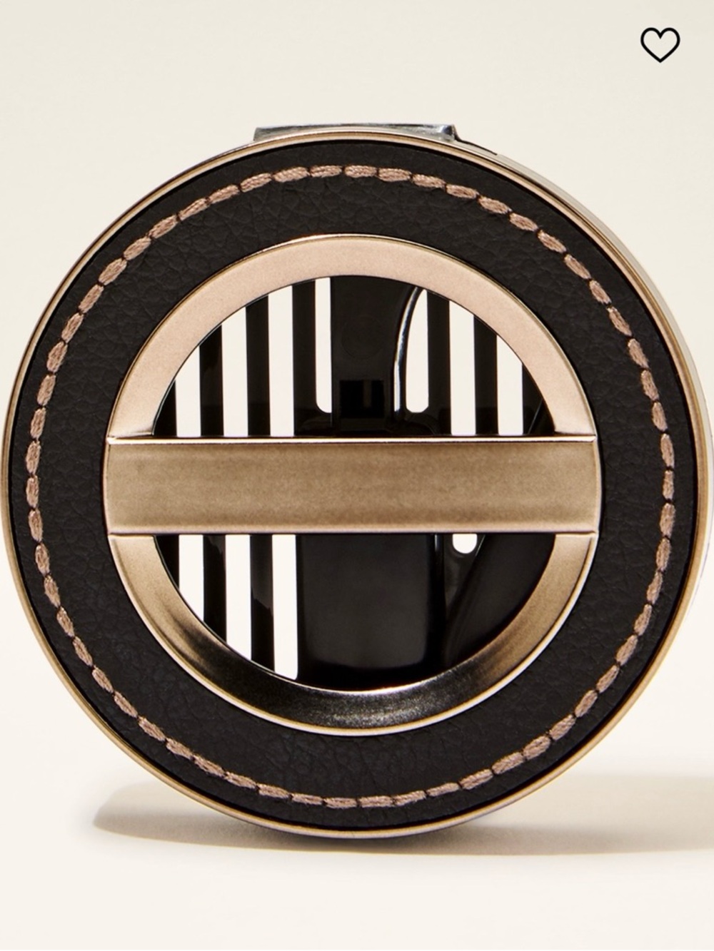 Bath & Body Works Leather Stitched
Car Fragrance Holder